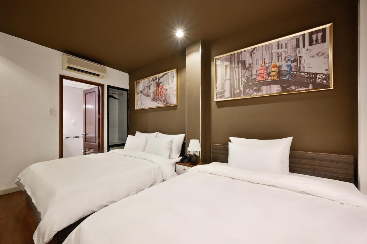 The Noble Swan Hotel New World Хошимін Екстер'єр фото